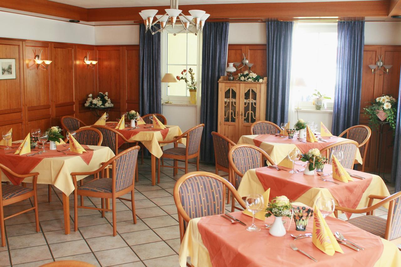 Hotel Posthalter Reichertshofen Bagian luar foto